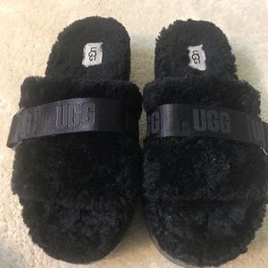 UGG